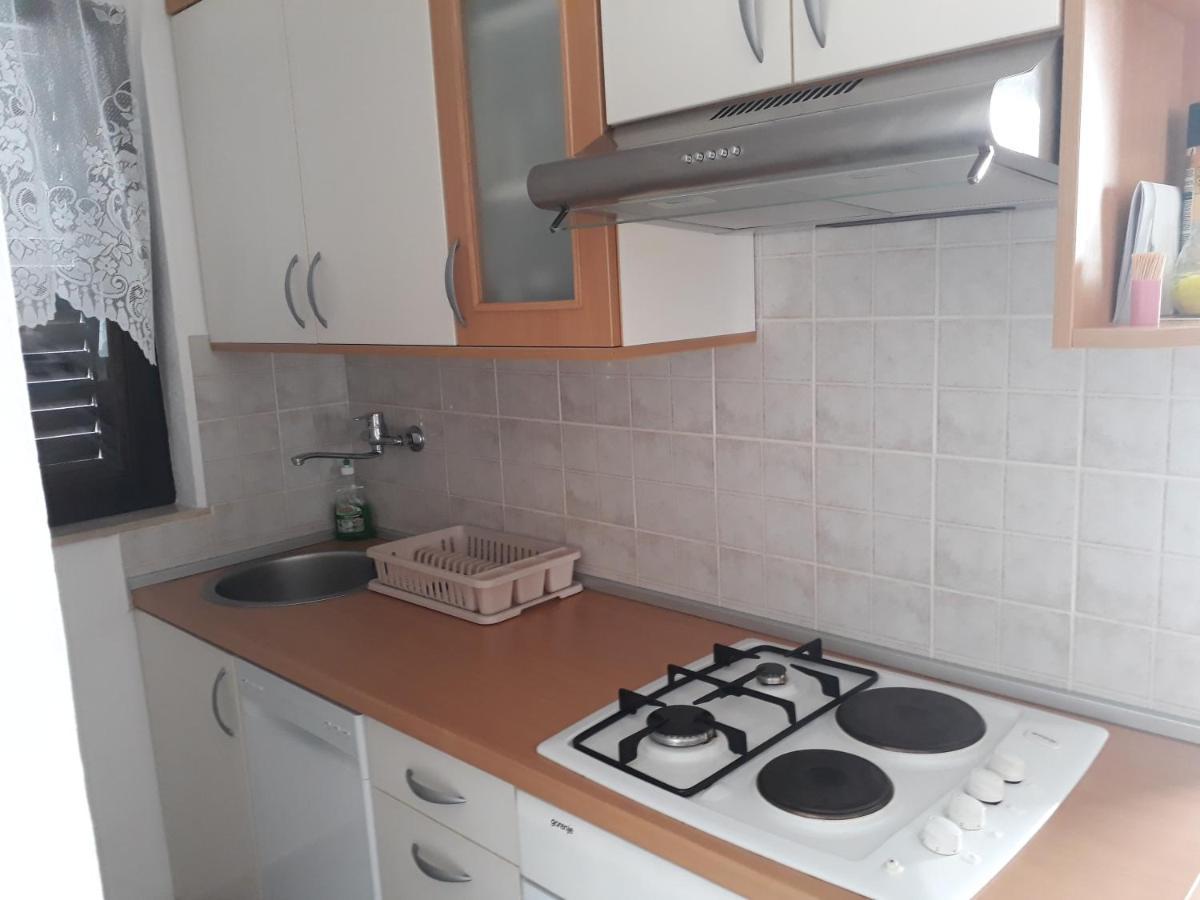 Apartments Sandi パグ エクステリア 写真